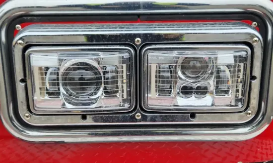 Picture of (Used) 2008 Seagrave Pumpers, HEADLAMP ASSEMBLY