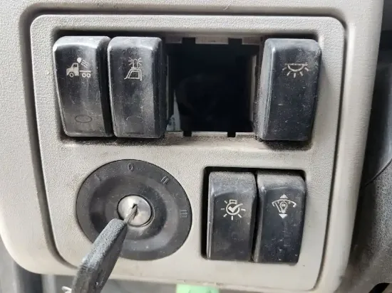 Picture of (Used) 2018 Peterbilt 567, MISCELLANEOUS DASH SWITCHES
