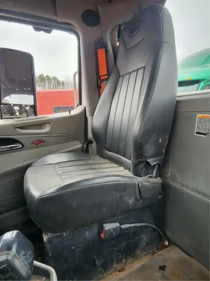 Picture of (Used) 2018 Peterbilt 567, SEAT