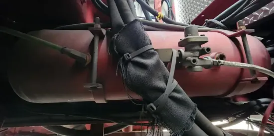 Picture of (Used) 2008 Seagrave Pumpers, AIR TANK (1)