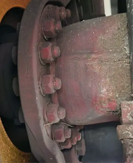 Picture of (Used) 2008 Seagrave Pumpers, DIFFERENTIAL HUBS