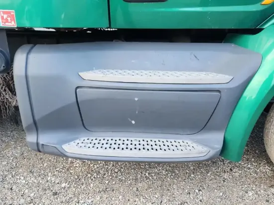 Picture of (Used) 2020 Peterbilt 579, TANK FAIRINGS