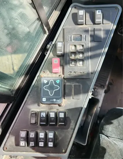 Picture of (Used) 2021 MCI D4505, MISCELLANEOUS DASH SWITCHES