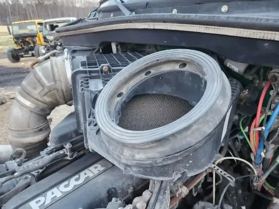 Picture of (Used) 2020 Peterbilt 579, AIR CLEANER