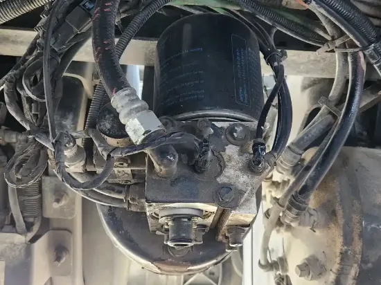 Picture of (Used) 2020 Peterbilt 579, AIR DRYER