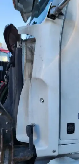 Picture of (Used) 2020 Western Star 5700, COWL