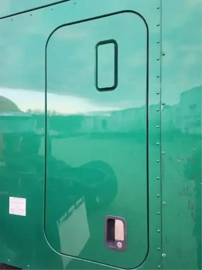 Picture of (Used) 2020 Peterbilt 579, ACCESS DOOR