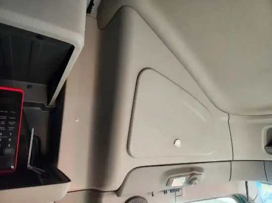 Picture of (Used) 2020 Peterbilt 579, SLEEPER CABINETS