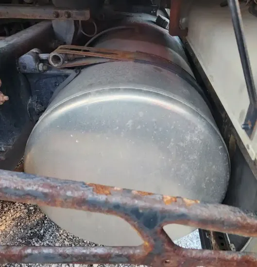 Picture of (Used) 2020 Western Star 5700, FUEL TANK