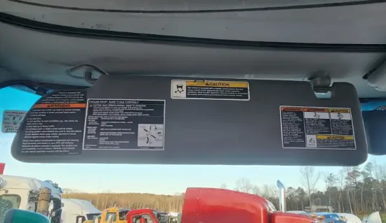 Picture of (Used) 2020 Peterbilt 579, SUN VISOR