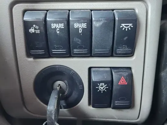 Picture of (Used) 2020 Peterbilt 579, MISCELLANEOUS DASH SWITCHES