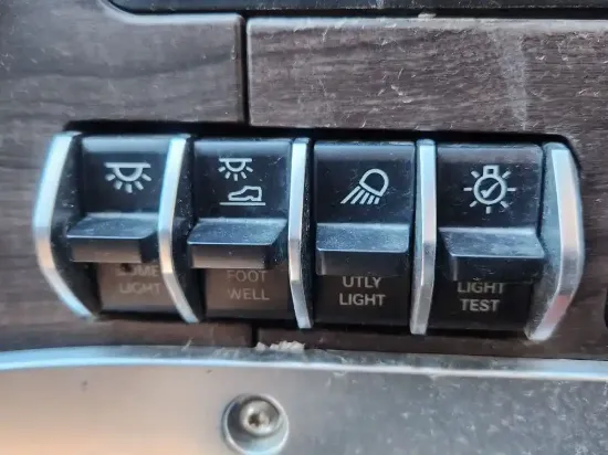 Picture of (Used) 2021 Western Star 49X, MISCELLANEOUS DASH SWITCHES