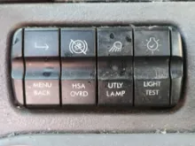 Picture of (Used) 2017 Freightliner Cascadia 125, MISCELLANEOUS DASH SWITCHES