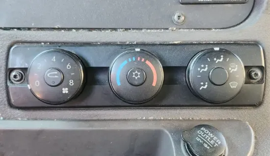 Picture of (Used) 2017 Freightliner Cascadia 125, TEMPERATURE CONTROL ASSEMBLY