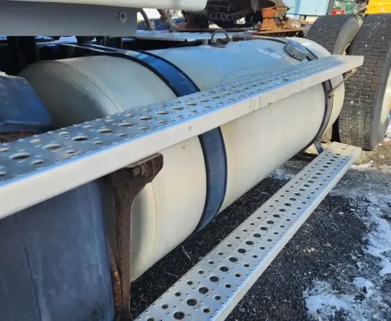 Picture of (Used) 2016 Freightliner Cascadia 113, FUEL TANK