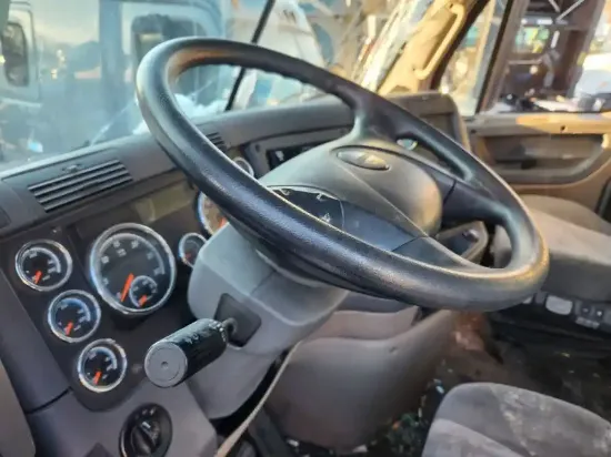 Picture of (Used) 2017 Freightliner Cascadia 125, STEERING COLUMN