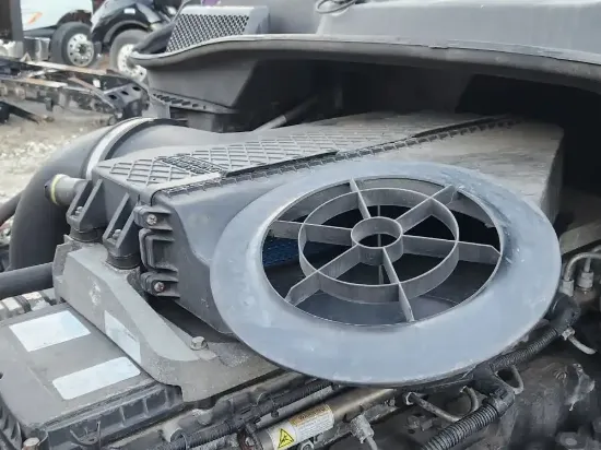 Picture of (Used) 2017 Freightliner Cascadia 125, AIR CLEANER