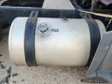 Picture of (Used) 2017 Freightliner Cascadia 125, FUEL TANK