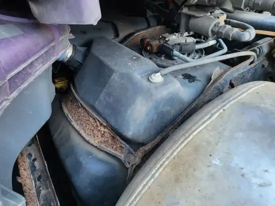 Picture of (Used) 2017 Freightliner Cascadia 125, DEF TANK