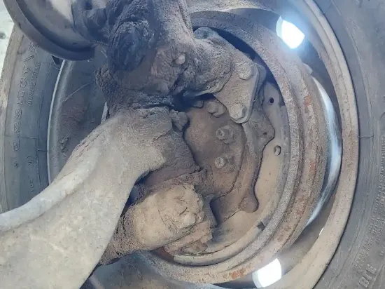 Picture of (Used) 2007 International 9200l, FRONT SPINDLE/KNUCKLE