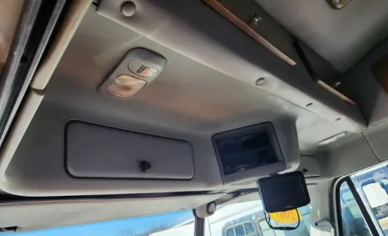 Picture of (Used) 2007 Freightliner Columbia 112, OVERHEAD STORAGE CONSOLE