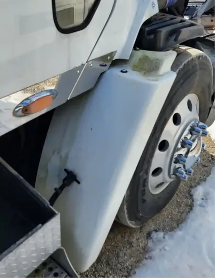 Picture of (Used) 2007 Freightliner Columbia 112, FENDER EXTENSION