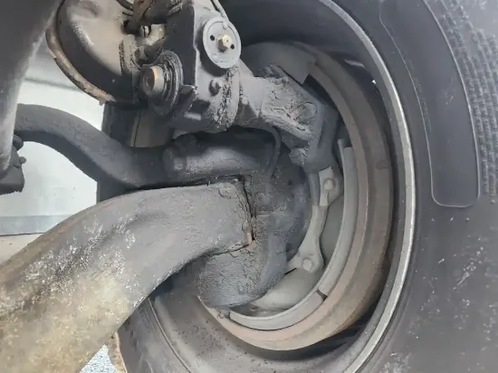 Picture of (Used) 2016 Mack GU713, FRONT SPINDLE/KNUCKLE