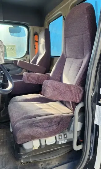Picture of (Used) 2016 Freightliner Cascadia 125, SEAT
