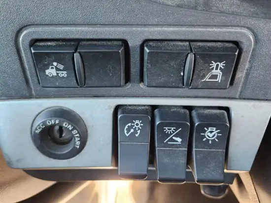 Picture of (Used) 2023 Kenworth T680, MISCELLANEOUS DASH SWITCHES