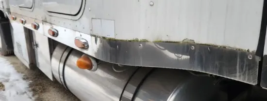 Picture of (Used) 2007 Freightliner Columbia 112, UNDER CAB LIGHTING