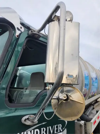 Picture of (Used) 2016 Mack GU713, SIDE VIEW MIRROR