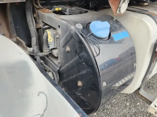 Picture of (Used) 2016 Mack GU713, DEF TANK