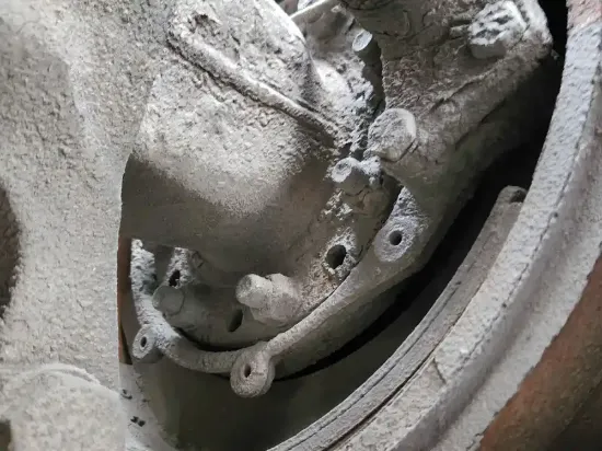 Picture of (Used) 2008 Mack MRU613, FRONT DIFFERENTIAL HUBS