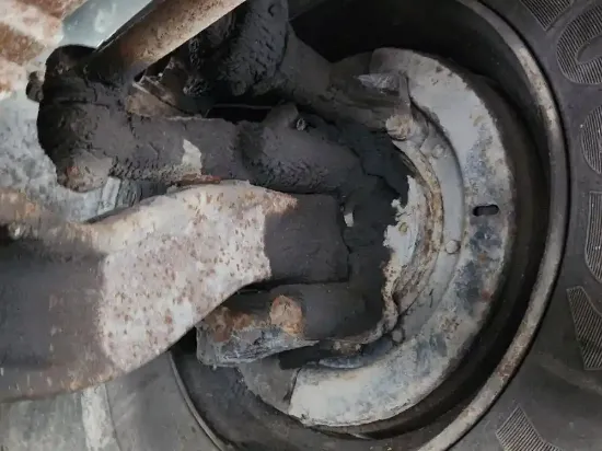 Picture of (Used) 2008 Mack MRU613, FRONT SPINDLE/KNUCKLE