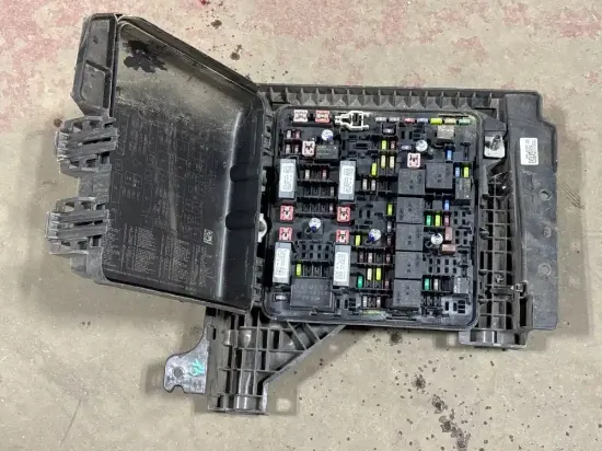 Picture of (Used) 2023 Freighliner Cascadia 116, FUSE BOX- 