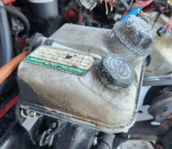 Picture of (Used) 2019 Freightliner M2 106, POWER STEERING RESERVOIR