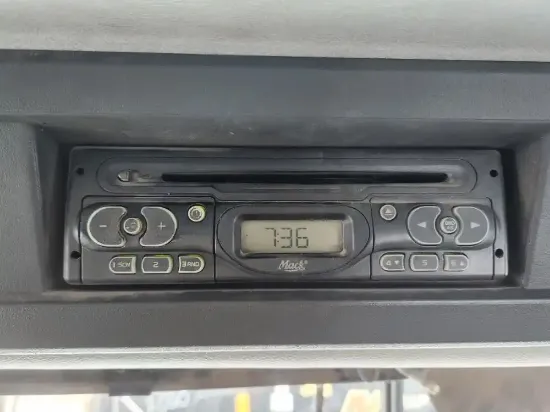 Picture of (Used) 2008 Mack MRU613, RADIO