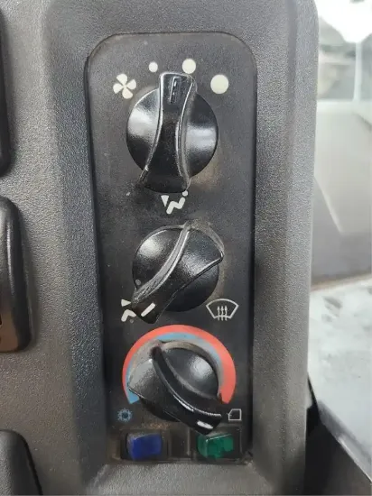 Picture of (Used) 2008 Mack MRU613, TEMPERATURE CONTROL ASSEMBLY