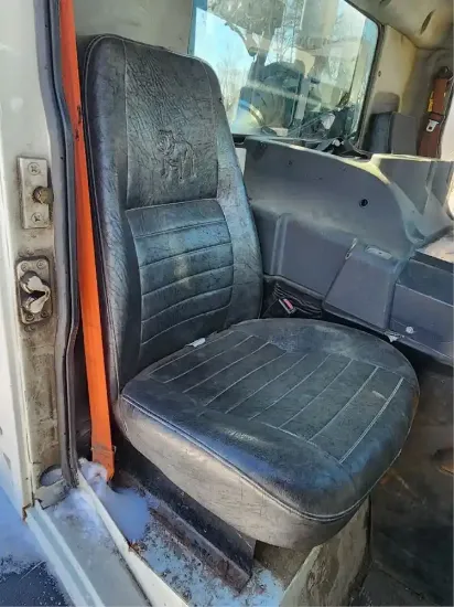 Picture of (Used) 2008 Mack MRU613, SEAT