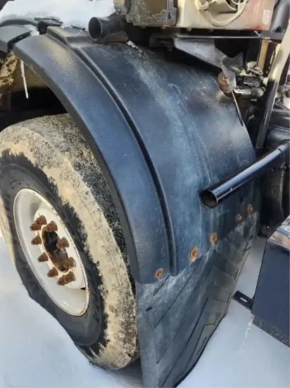 Picture of (Used) 2008 Mack MRU613, FENDER EXTENSION