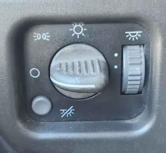 Picture of (Used) 2006 GMC C5500, MISCELLANEOUS DASH SWITCHES