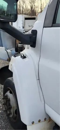 Picture of (Used) 2006 GMC C5500, FENDER EXTENSION
