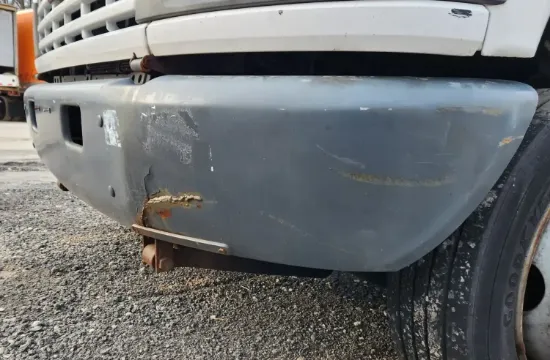 Picture of (Used) 2006 GMC C5500, BUMPER