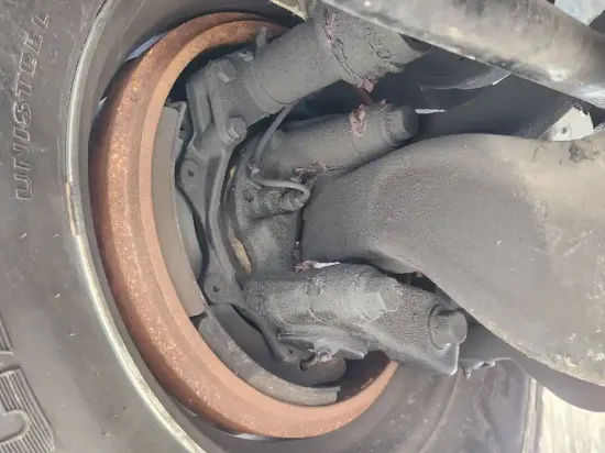 Picture of (Used) 2008 Mack GU813, FRONT SPINDLE/KNUCKLE