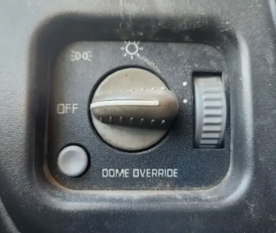 Picture of (Used) 2003 Chevrolet C7500, MISCELLANEOUS DASH SWITCHES