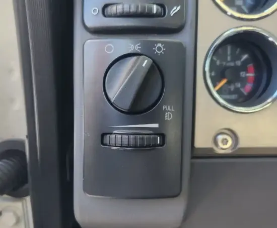 Picture of (Used) 2008 Mack GU813, MISCELLANEOUS DASH SWITCHES