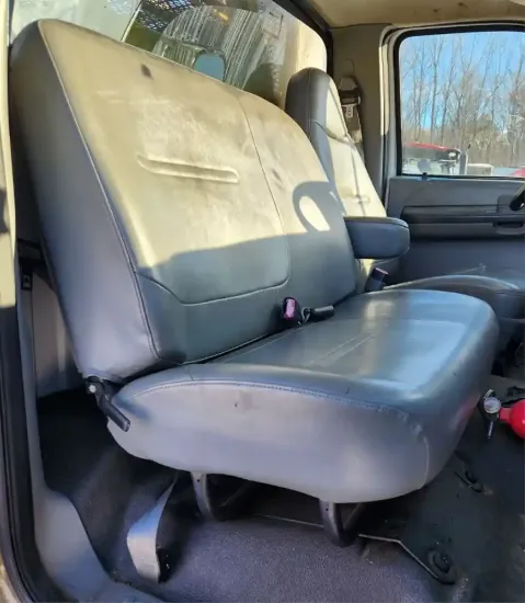 Picture of (Used) 2008 Ford F-750, SEAT