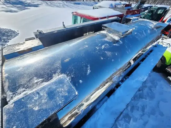 Picture of (Used) 2008 Mack GU813, ALUMINUM BULK FUEL TANK