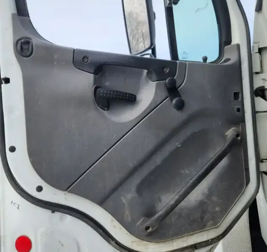 Picture of (Used) 2013 Freightliner 114SD, INTERIOR DOOR PANEL