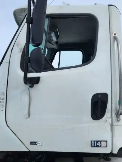 Picture of (Used) 2013 Freightliner 114SD, DOOR